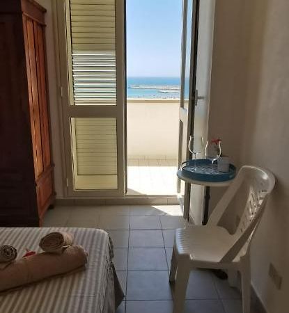ホテルSicilia Mare ポルト・パーロ エクステリア 写真